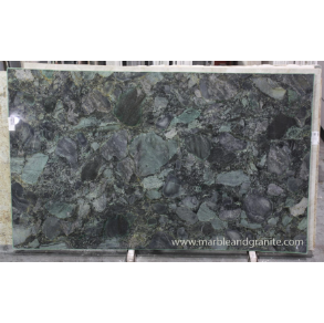 18360A - quartzite countertop